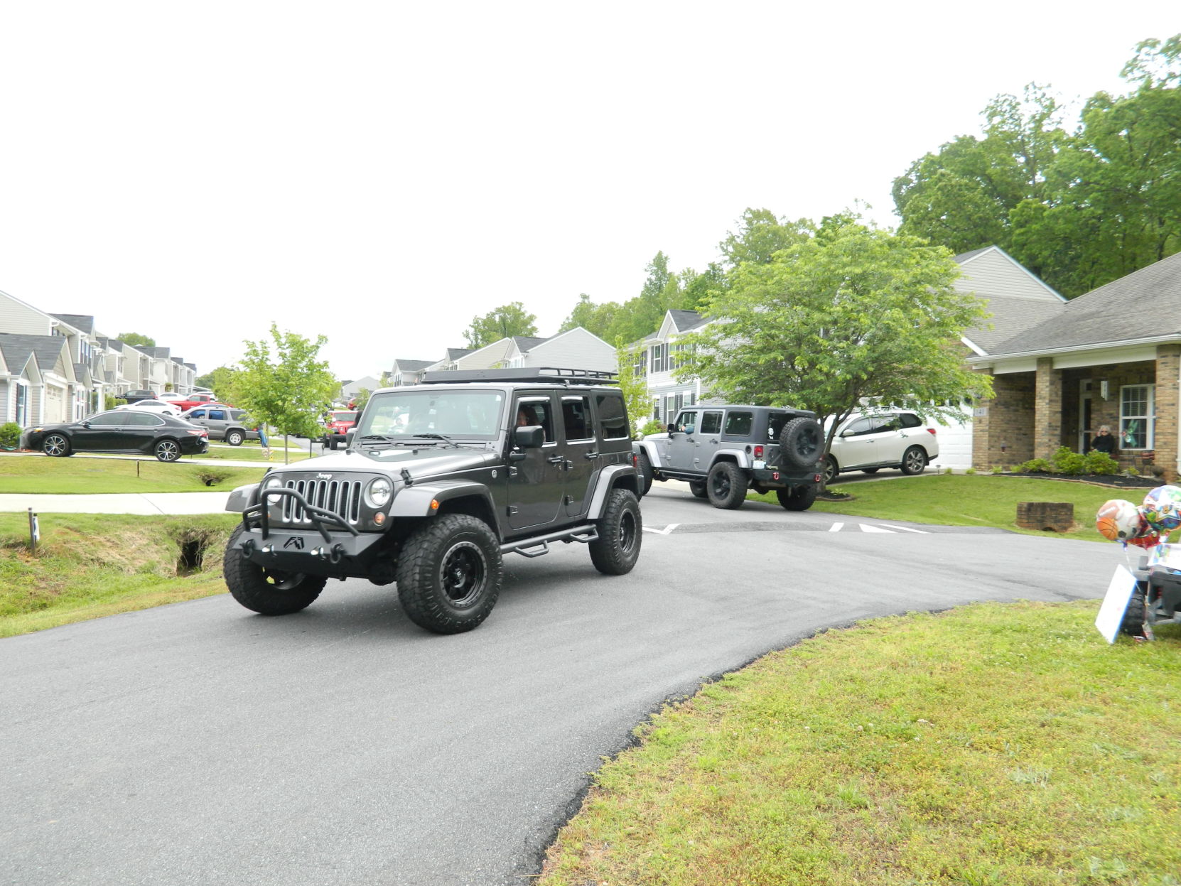 Troutman Jeep parade (34).JPG